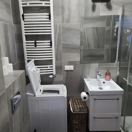 Skarbowcow Parkside アパート