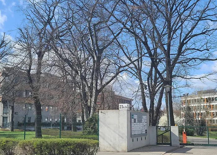 Skarbowcow Parkside Апартаменти